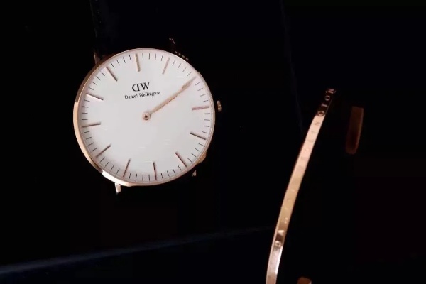 DW手表创始人的创业故事 从零开始的品牌传奇 DanielWellington 手表 品牌 手表资讯  第1张