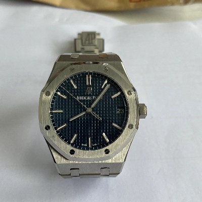 正品爱彼手表 了解正品爱彼手表的购买方式和鉴别技巧 防伪标识 手表 官方 正品 手表资讯  第1张