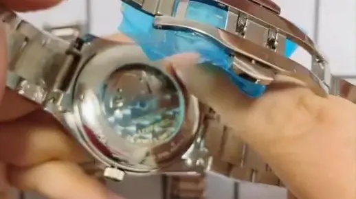 水货浪琴手表 如何辨别水货浪琴手表真伪 手表 水货 浪琴 手表资讯  第1张