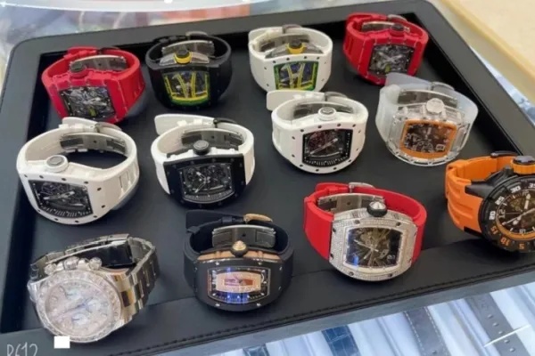 探寻精仿手表购买渠道，发现众多网站提供高仿手表选购服务 高仿 手表 手表资讯  第1张
