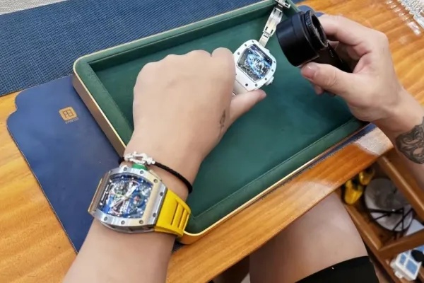 正品高仿手表购买指南：靠谱渠道一网打尽 正品 高仿 卖家 手表 手表资讯  第1张