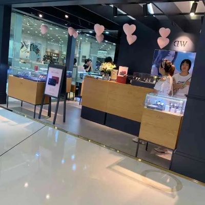 合肥银泰dw手表专柜 品牌手表专卖店 品牌 提供 销售店 手表 手表资讯  第1张