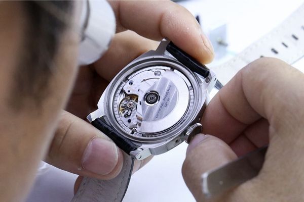 沛纳海手表分针 手表维修保养技巧 手表 分针 手表资讯  第1张