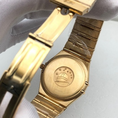 手表欧米茄男式金表 品质与尊贵的象征 保养 手表 金表 手表资讯  第1张
