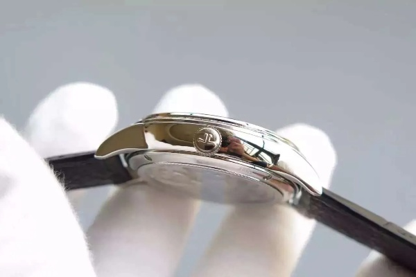 复刻名表之精湛工艺重现经典钢制魅力 名表 钟表 手表资讯  第3张