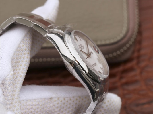 利维拉手表高仿版奢华复刻仅此一家抢购正当时 复刻 高仿版 手表 手表资讯  第2张