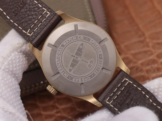 高仿复刻表:精湛工艺与品质保证的时尚之选 高仿 复刻表 手表资讯 第1张 高仿复刻表:精湛工艺与品质保证的时尚之选 高仿 复刻表 手表资讯 第1张