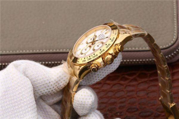 高仿手表海外出境真金手表回国现身:跨国带货新潮流 潮流 高仿 手表 手表资讯 第2张 高仿手表海外出境真金手表回国现身:跨国带货新潮流 潮流 高仿 手表 手表资讯 第2张