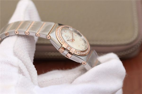扬州高仿表品质卓越款式多样引领时尚潮流 款式 扬州 高仿表 手表资讯  第1张