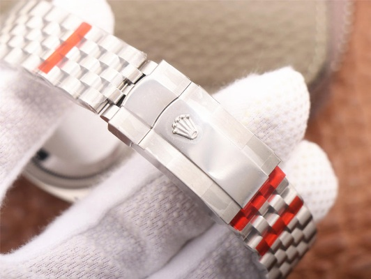 京东独家发售高仿版名表抢购热潮时尚潮流一手掌握 潮流 京东 名表 手表资讯  第2张