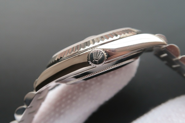 奢华复刻经典高仿表展现独特魅力 复刻经典 高仿 名表 手表资讯  第1张