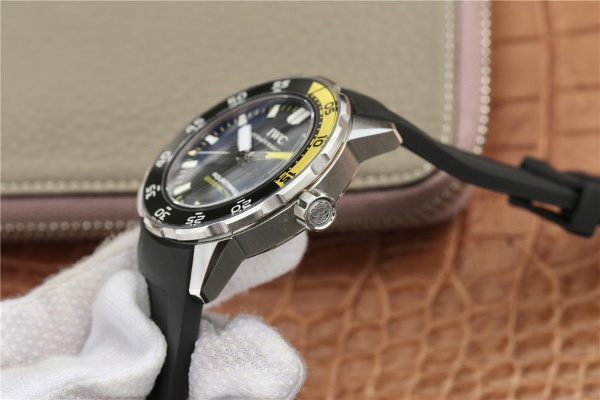 高仿名表：哪里能买到靠谱复刻手表？ 复刻 手表 手表资讯  第2张