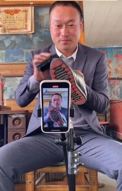 王高仿：神秘网红背后的真实身份 在网络上 网红 手表资讯  第1张