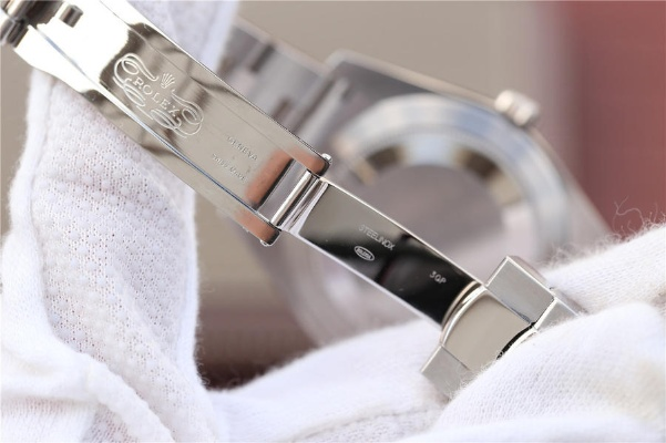 高仿表品质：深度测评揭示真假差距 消费者 高仿表 手表资讯  第2张