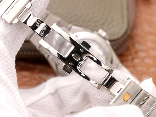 淘宝高仿表搜索技巧轻松找到心仪手表 材质 关键词 正品 手表 手表资讯  第2张