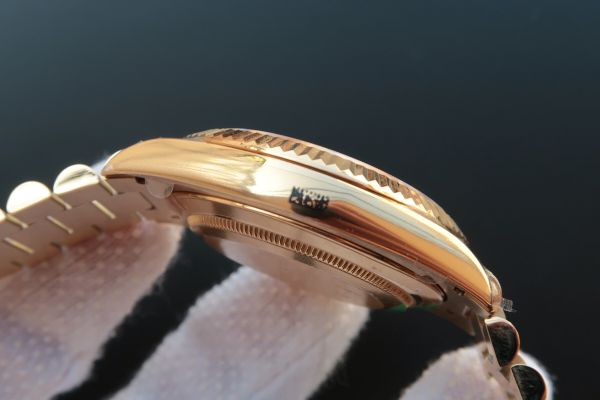 顶级精仿手表评测：品质与性价比的秘密  手表资讯  第1张